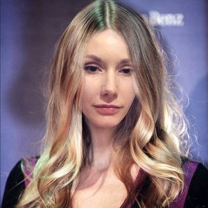 Meet your Posher, Alice